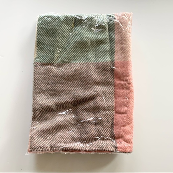 🌸New🌸 Women’s Scarf More Colors Available 24.5”x65” NWOT - Picture 12 of 14